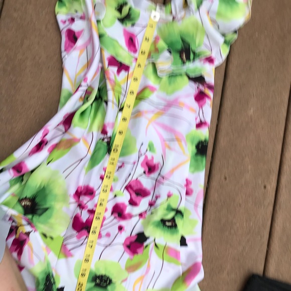 AIRY FLORAL TOP - Picture 8 of 8